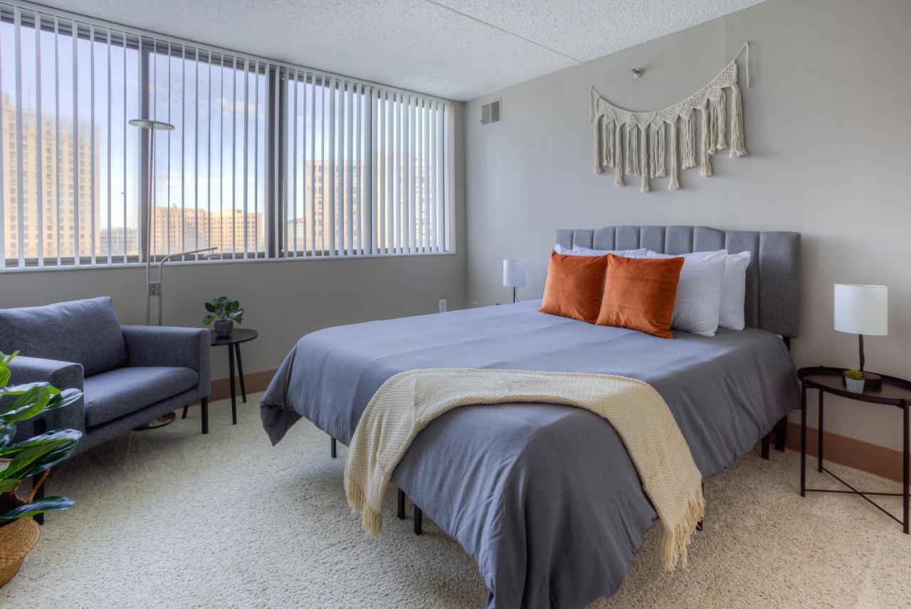 Frontdesk 1431 Washington Blvd Apts Downtown Detroit Детройт Стая снимка
